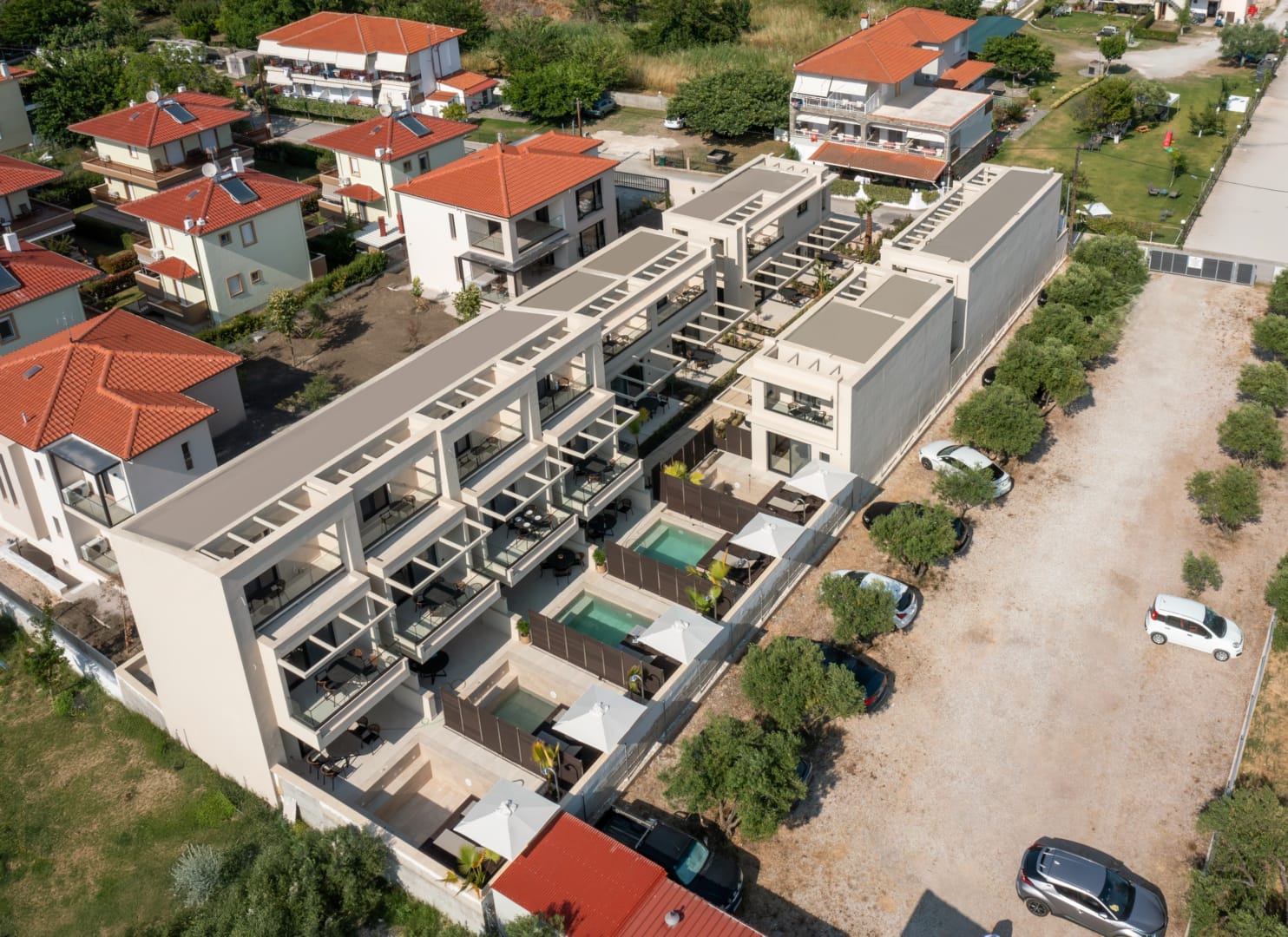 Tiara Holidays - Vista Luxury Suites